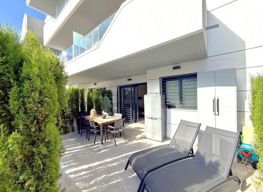 Wiederverkauf - Wohnung -
Orihuela Costa - Villamartin