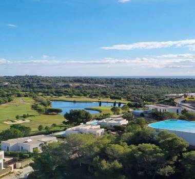 Las Colinas Golf & Country Club