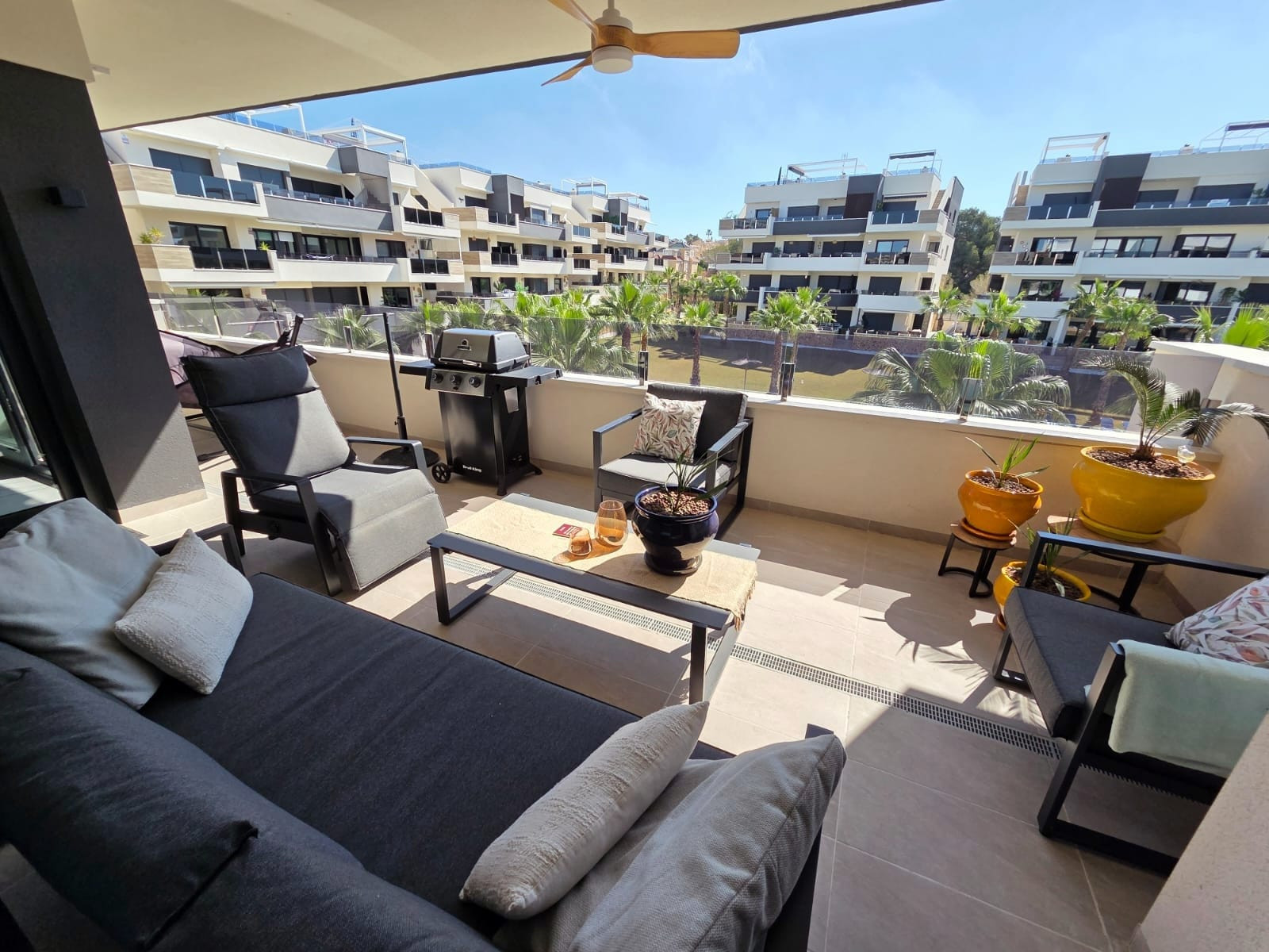 apartment en orihuela-costa · los-altos 299900€