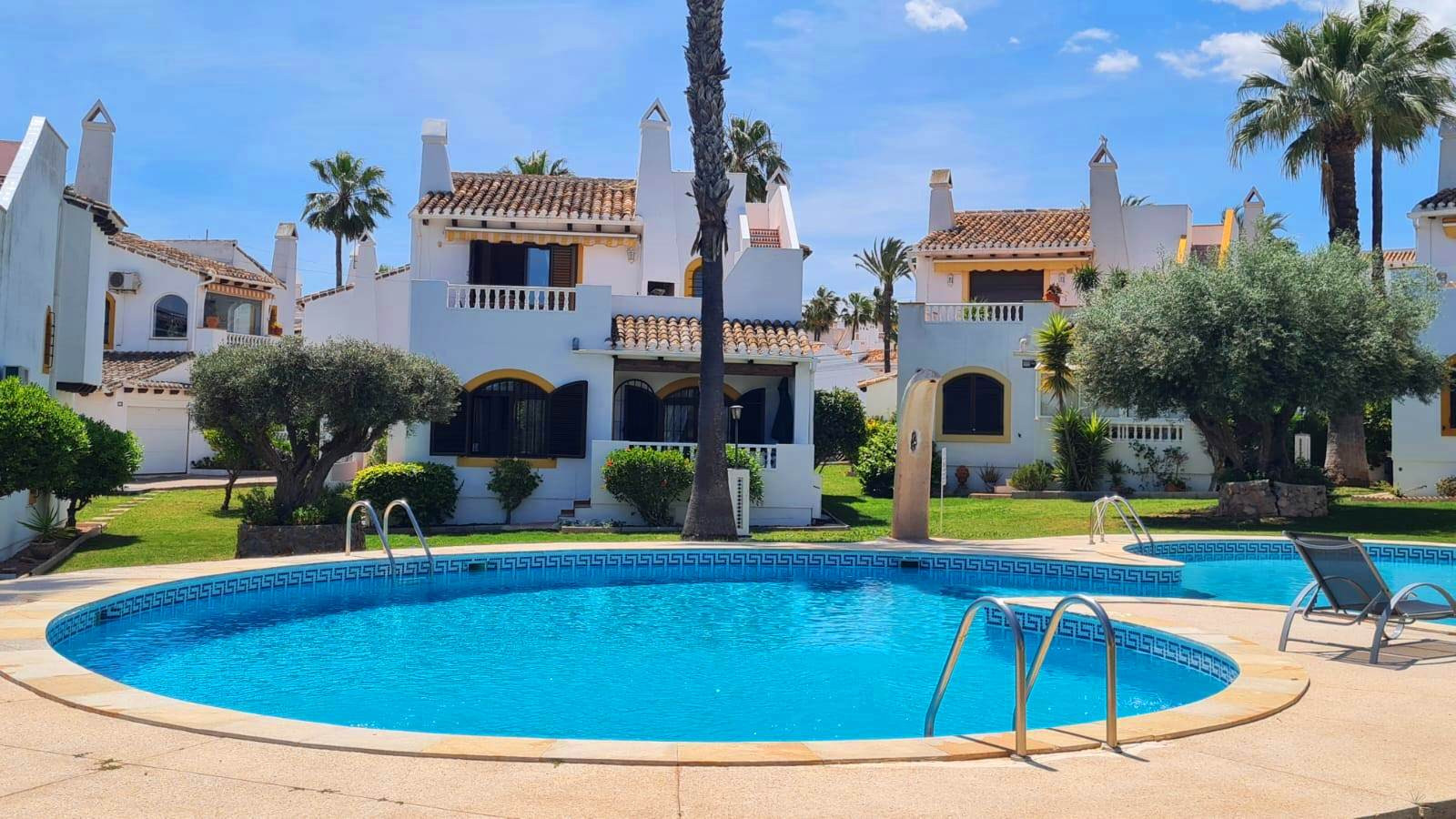 Villa in Villamartín – Costa Blanca South