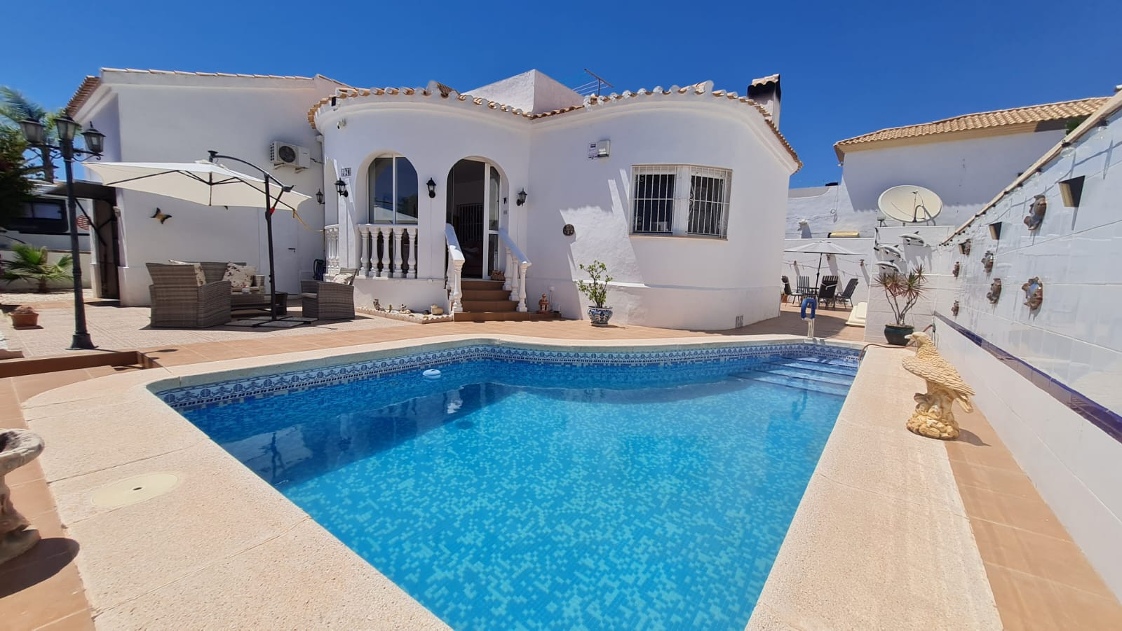 IS-89186: Villa for sale in Orihuela Costa