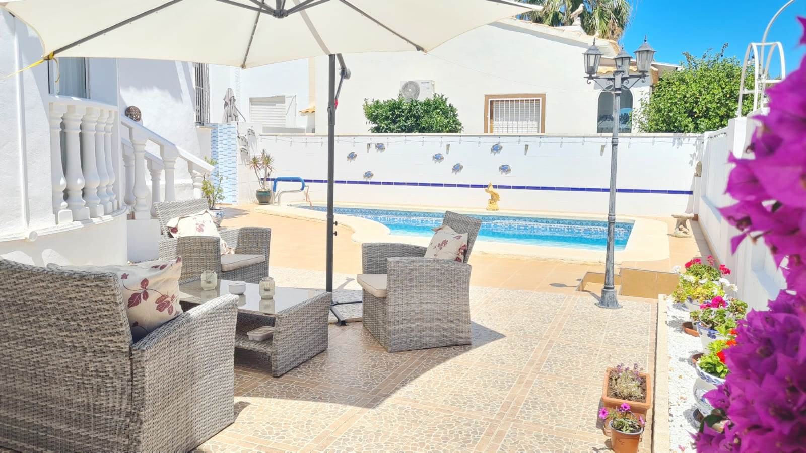 IS-89186: Villa for sale in Orihuela Costa