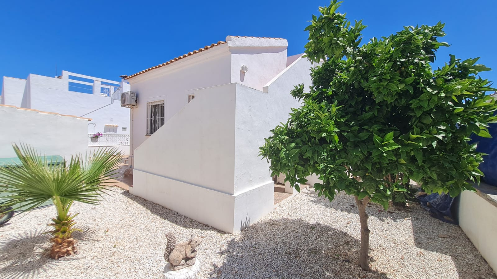 IS-89186: Villa for sale in Orihuela Costa