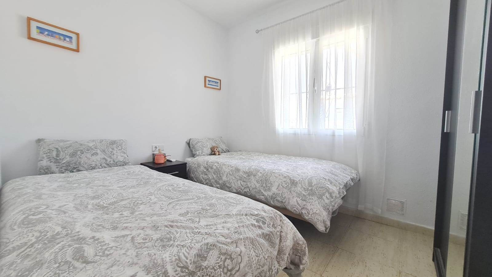 IS-89186: Villa for sale in Orihuela Costa