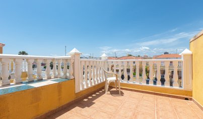 Resale - Townhouse -
La Zenia