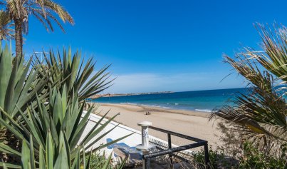 Resale - Apartment -
Mil Palmeras - Beach