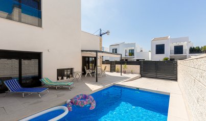 Resale - Villa -
Ciudad Quesada - Doña Pepa