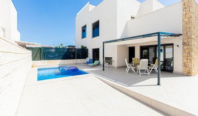 Resale - Villa -
Ciudad Quesada - Doña Pepa