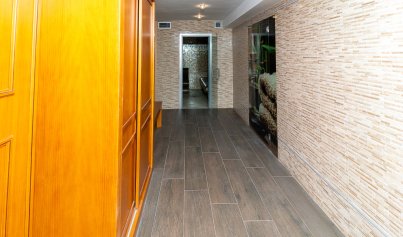 Herverkoop - Villa -
La Mata