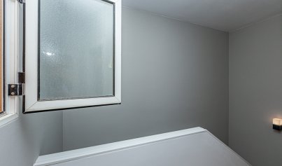 Wiederverkauf - Stadthaus -
Los Altos