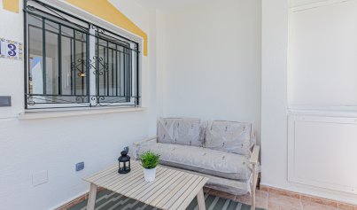 Wiederverkauf - Stadthaus -
Los Altos