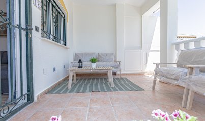 Wiederverkauf - Stadthaus -
Los Altos