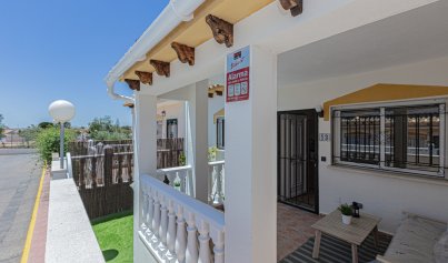 Wiederverkauf - Stadthaus -
Los Altos