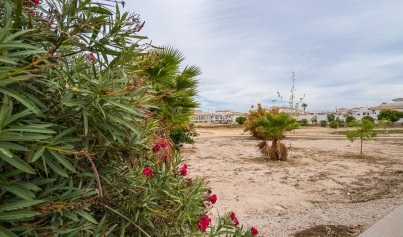 Wiederverkauf - Stadthaus -
Los Altos