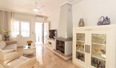 Resale - Villa -
La Zenia