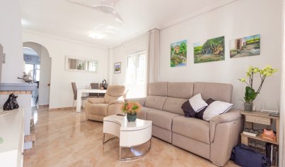 Resale - Villa -
La Zenia