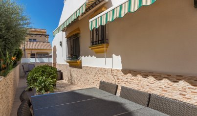 Resale - Villa -
La Zenia