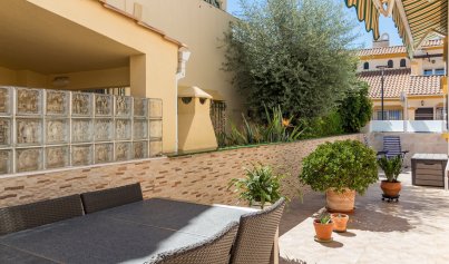 Resale - Villa -
La Zenia