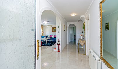 Herverkoop - Villa -
Campoamor - Campoamor Golf