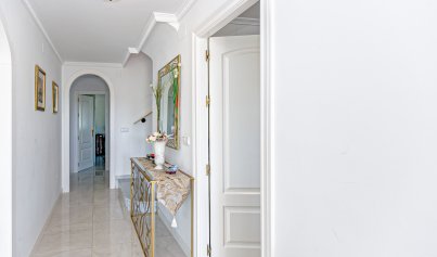 Herverkoop - Villa -
Campoamor - Campoamor Golf