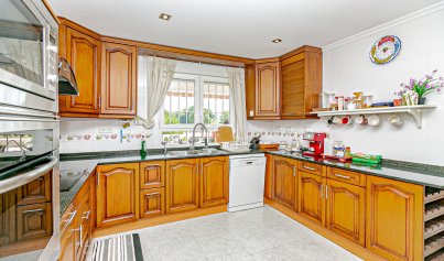 Herverkoop - Villa -
Campoamor - Campoamor Golf