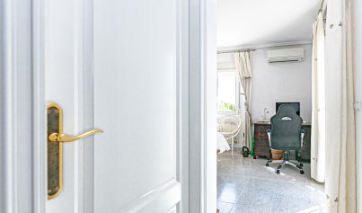 Herverkoop - Villa -
Campoamor - Campoamor Golf