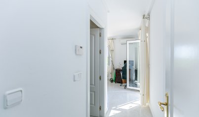 Herverkoop - Villa -
Campoamor - Campoamor Golf