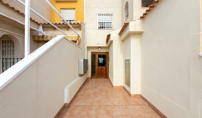 Resale - Apartment -
La Zenia - Beachside