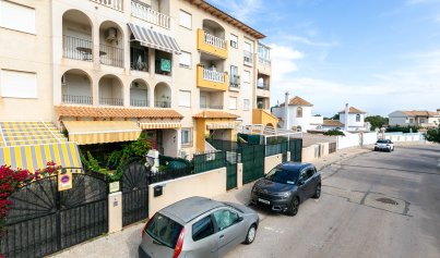 Resale - Apartment -
La Zenia - Beachside