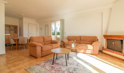 Resale - Penthouse -
Punta Prima - Beachside