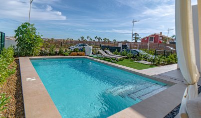 Resale - Villa -
La Finca Golf