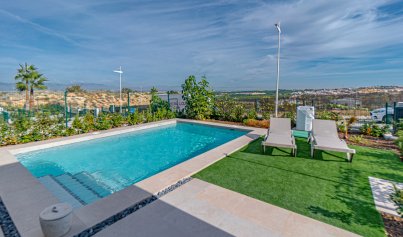 Resale - Villa -
La Finca Golf