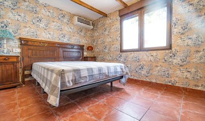 Resale - Villa -
Lomas de Cabo Roig