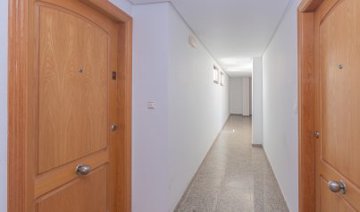 Revente - Attique -
Torrevieja - Playa de los Locos