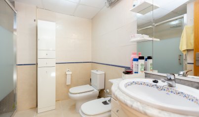 Revente - Attique -
Torrevieja - Playa de los Locos