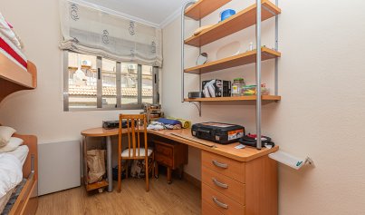 Revente - Attique -
Torrevieja - Playa de los Locos