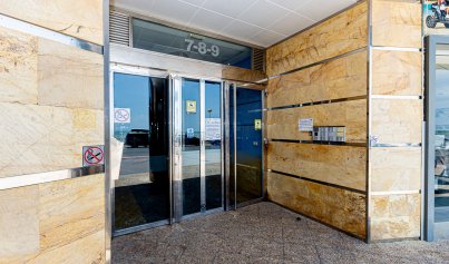 Revente - Attique -
Torrevieja - Playa de los Locos