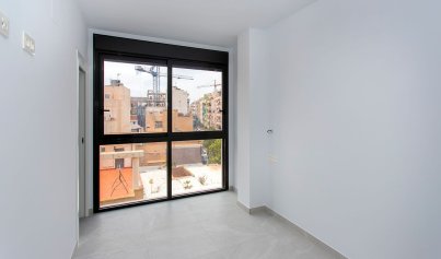 Resale - Apartment -
Torrevieja - Playa de los Locos