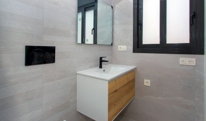 Resale - Apartment -
Torrevieja - Playa de los Locos