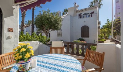 Revente - Semi detached villa -
Villamartin - Fortuna