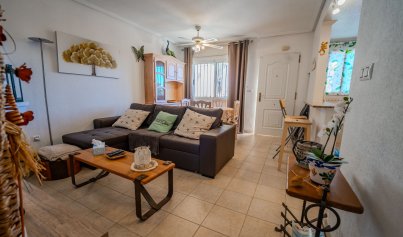 Wiederverkauf - Stadthaus -
Villamartin - Montegolf