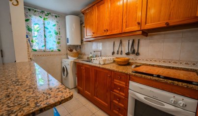 Wiederverkauf - Stadthaus -
Villamartin - Montegolf