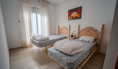 Wiederverkauf - Stadthaus -
Villamartin - Montegolf