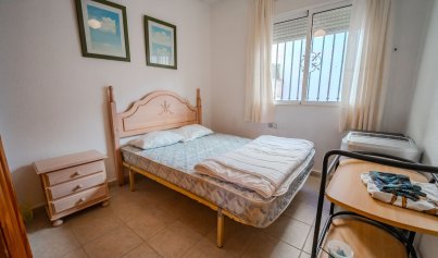 Wiederverkauf - Stadthaus -
Villamartin - Montegolf