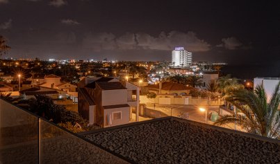 Herverkoop - Villa -
La Zenia - Beachside