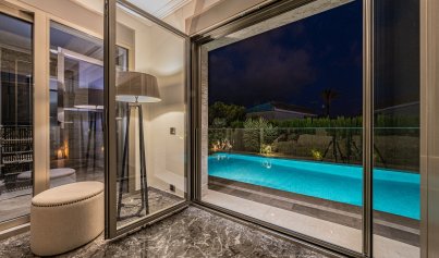 Herverkoop - Villa -
La Zenia - Beachside