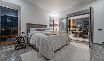 Herverkoop - Villa -
La Zenia - Beachside