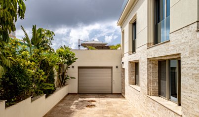 Herverkoop - Villa -
La Zenia - Beachside