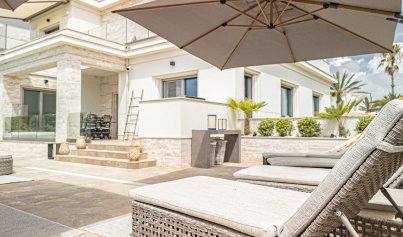 Herverkoop - Villa -
La Zenia - Beachside