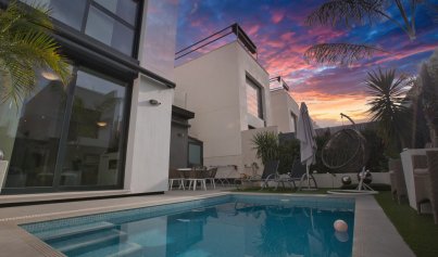 Resale - Villa -
Villamartin - Pau 26